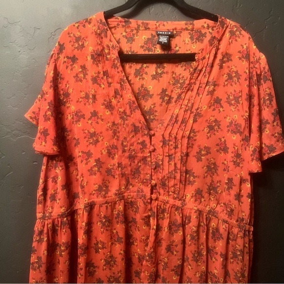 Torrid Floral Pintuck Pleating Chiffon Split Maxi Top Blouse 3 High-Low Dress - Picture 4 of 14